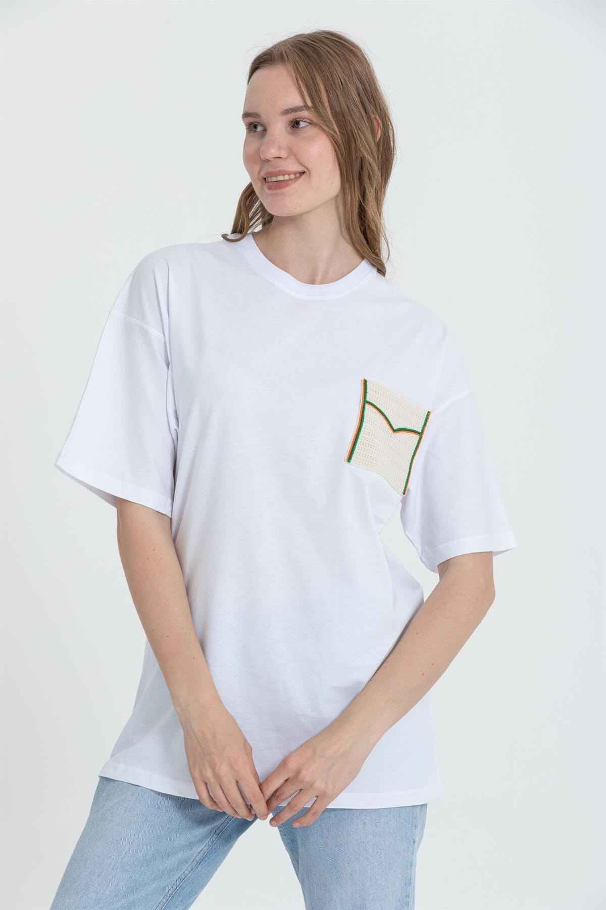 R-5729 تیشرت توری یقه خدمه با جزئیات بزرگ