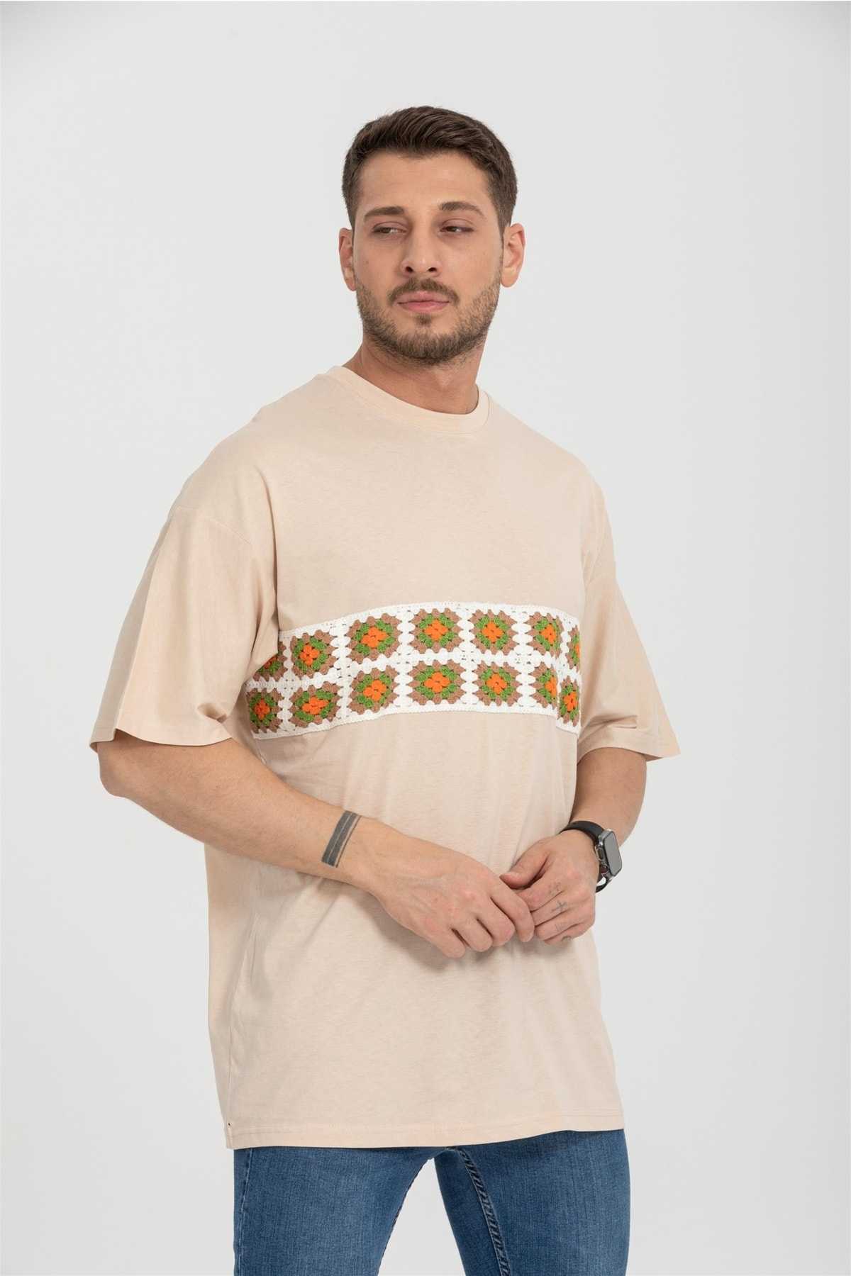 تیشرت سایز بزرگ R-5730 با یقه خدمه گلدوزی با جزئیات