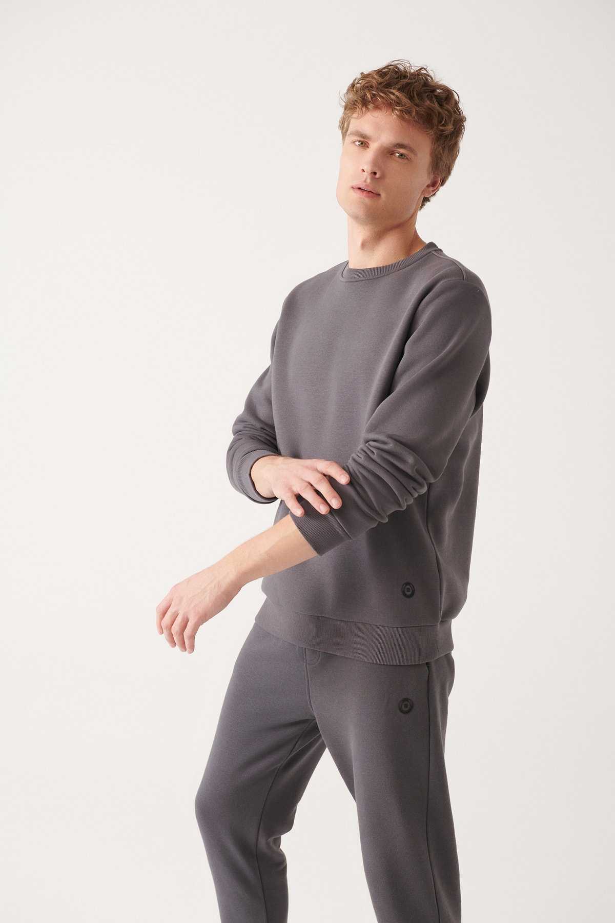 سویشرت یونیسکس پنبه ای یقه آنتراسیت با یقه 3 نخ با داخل پشمی