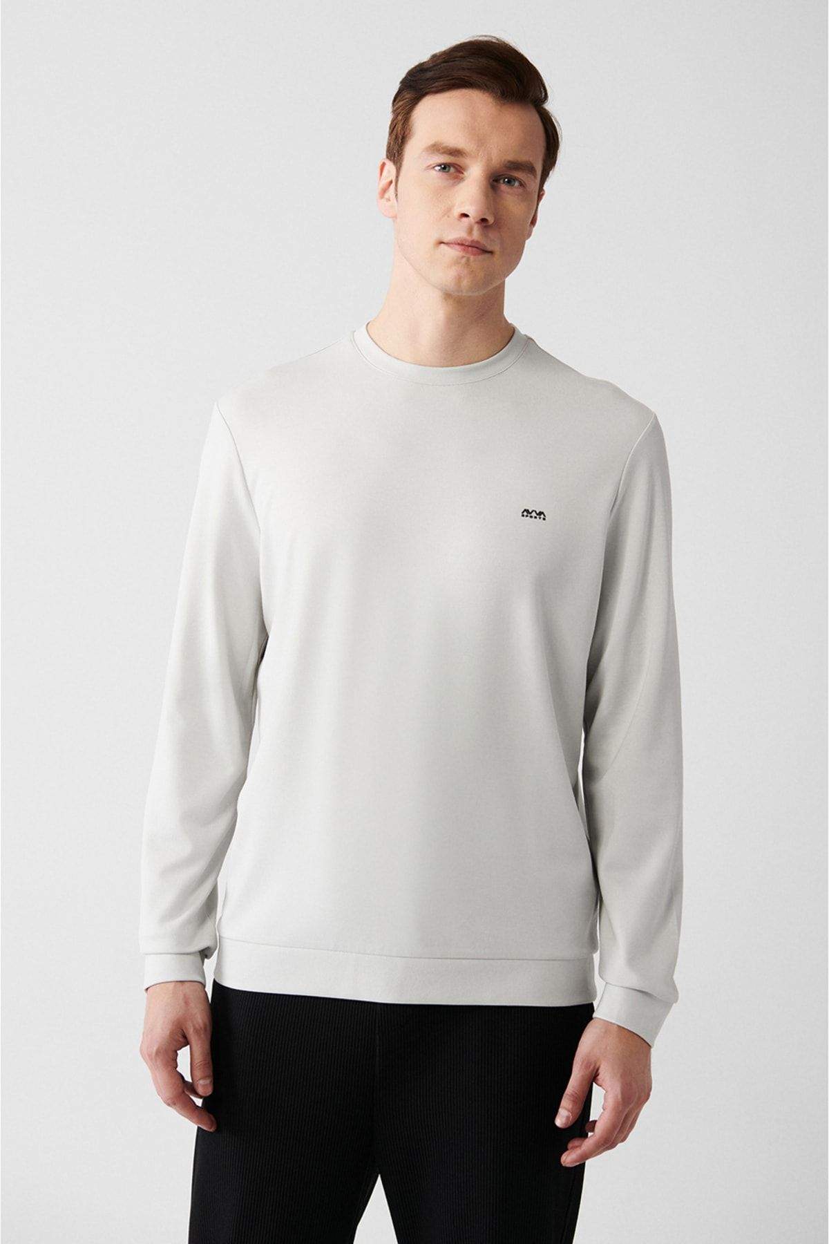 gray-interlock-fabric-crew-neck-printed-regular-fit-sweatshirt
