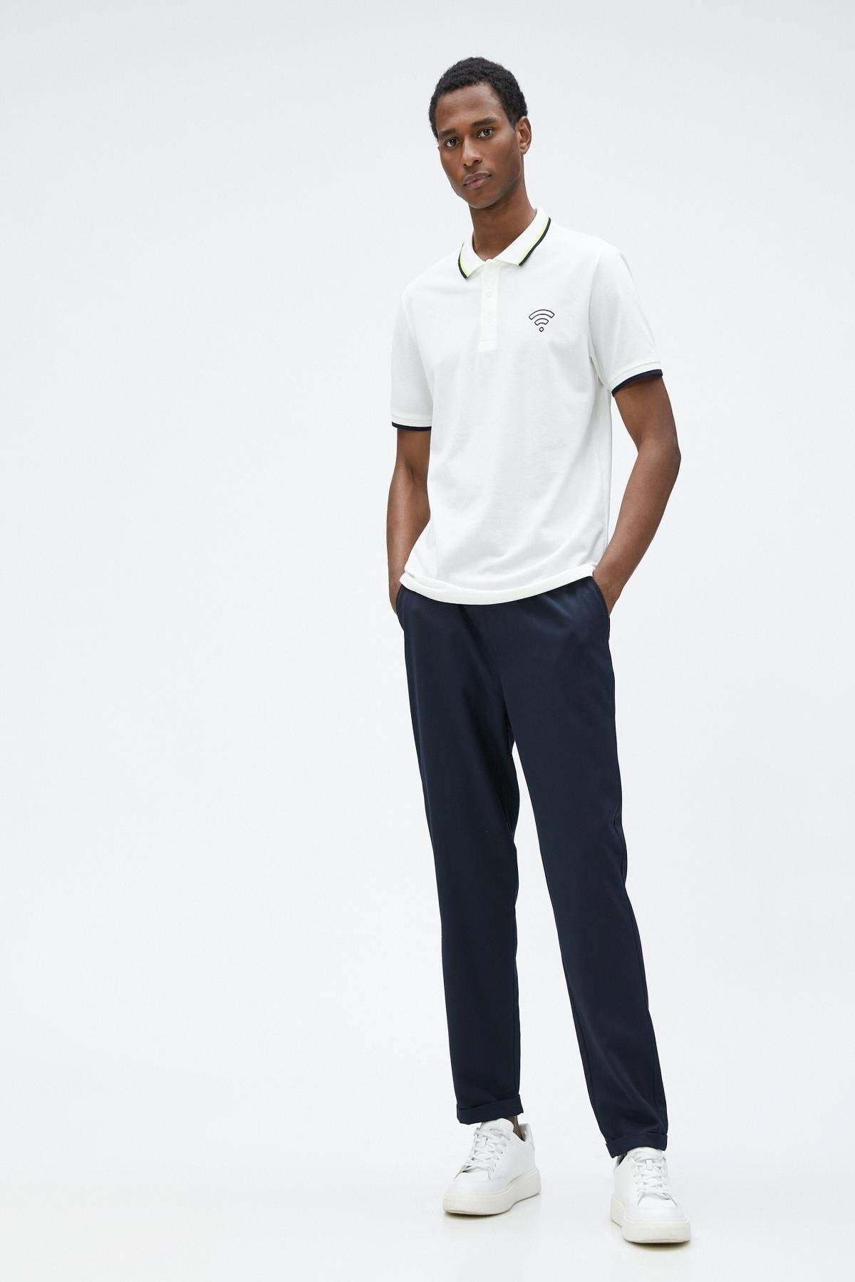 تیشرت یقه پولو با چاپ آستین کوتاه لوله کشی دکمه دار