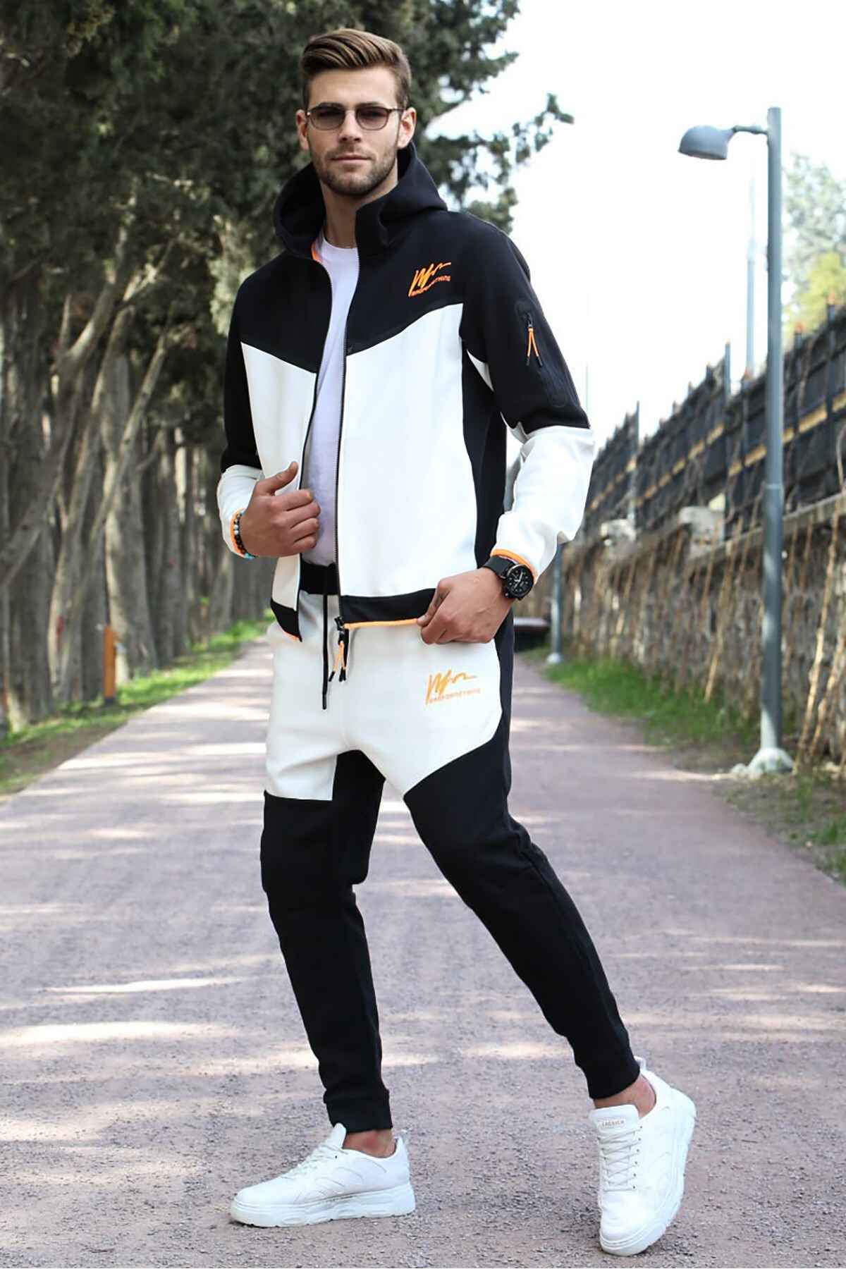 ست لباس ورزشی مردانه بژ