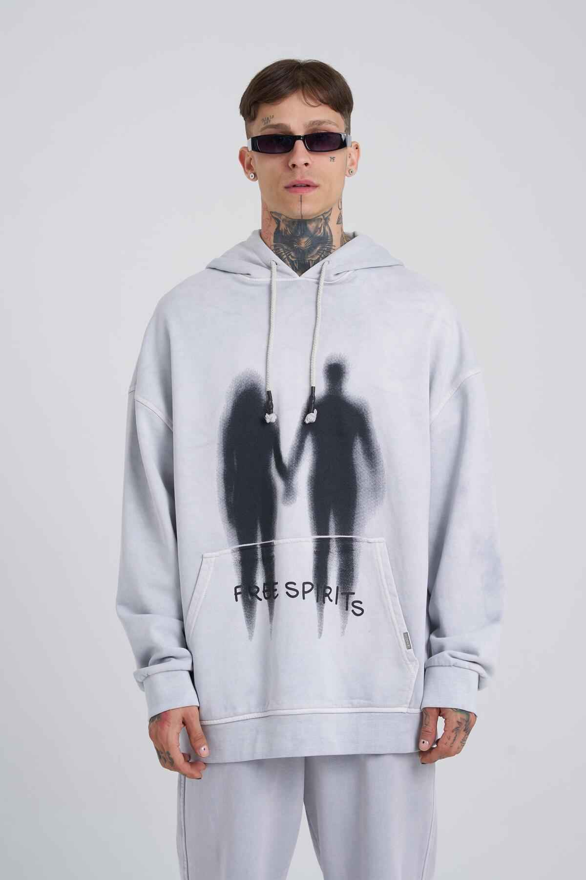 سویشرت مردانه رایگان اسپریت شسته شده به رنگ بژ روشن