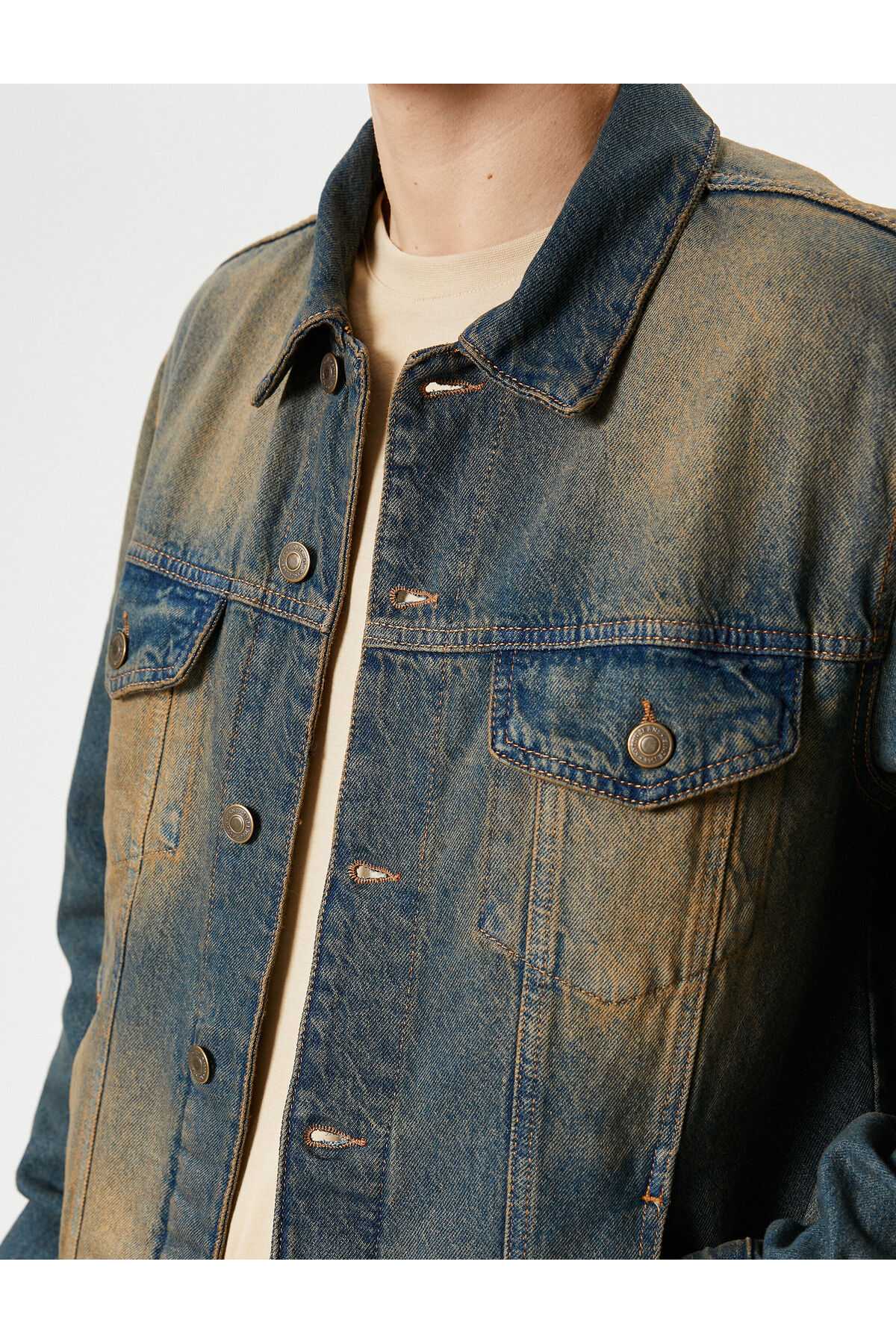 کت جین شسته شده با جیب دوبل دکمه دار