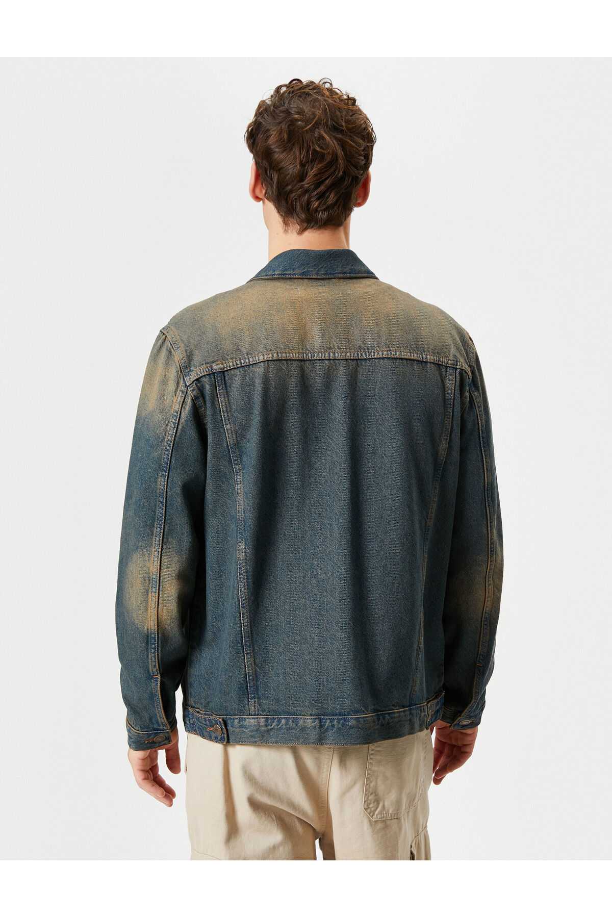 کت جین شسته شده با جیب دوبل دکمه دار