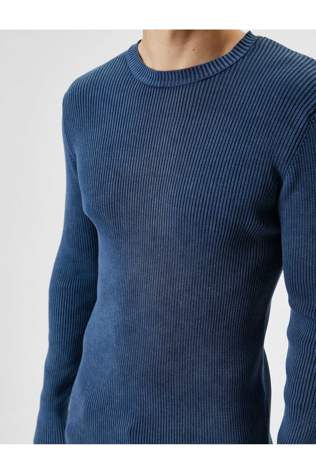 ژاکت بافتنی شسته شده یقه نخی