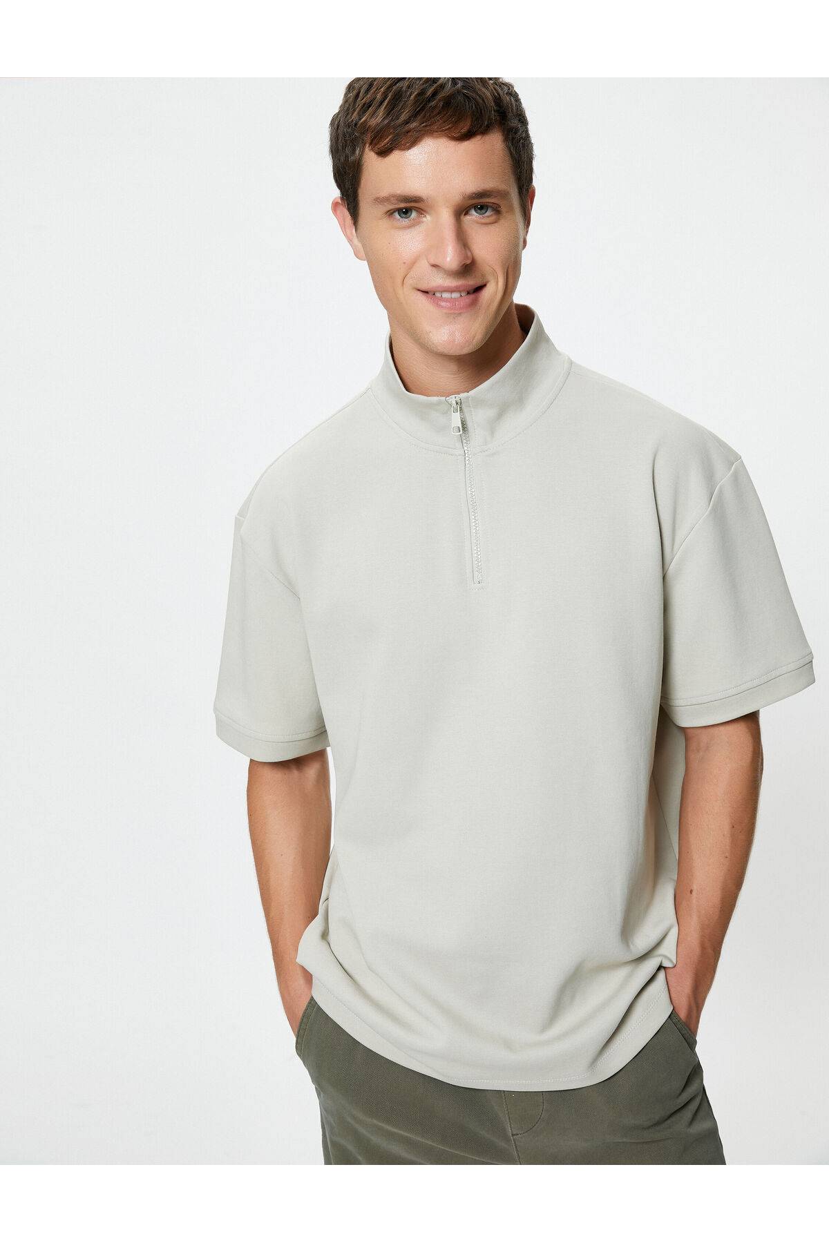 آستین کوتاه عرق نیم زیپ پایه یقه برش راحت