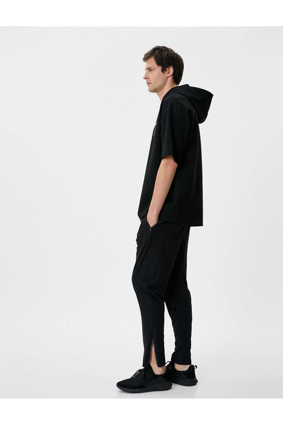 جیب شلوار ورزشی با جزئیات