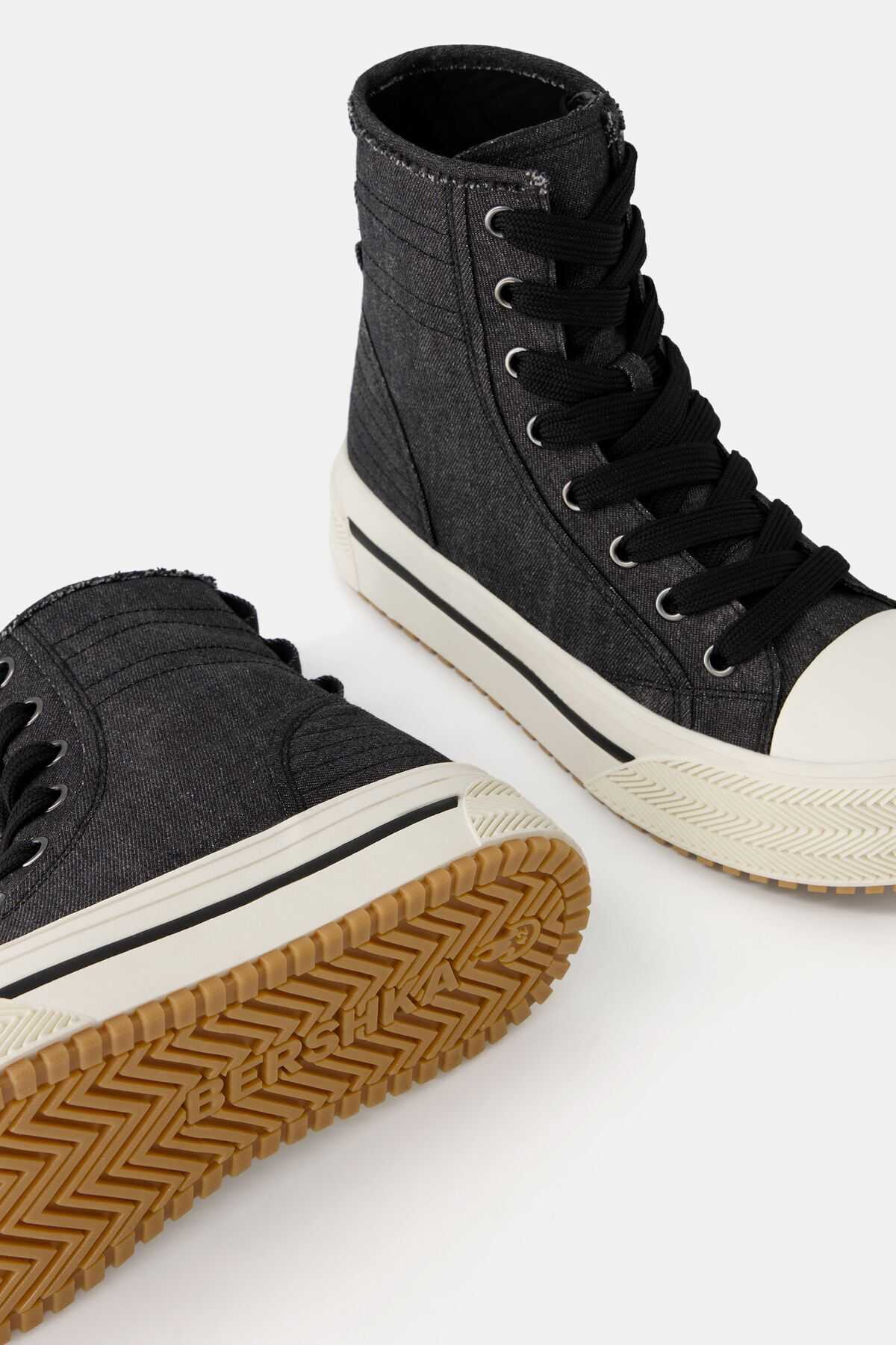 کفش کتانی جین مچ پا مردانه