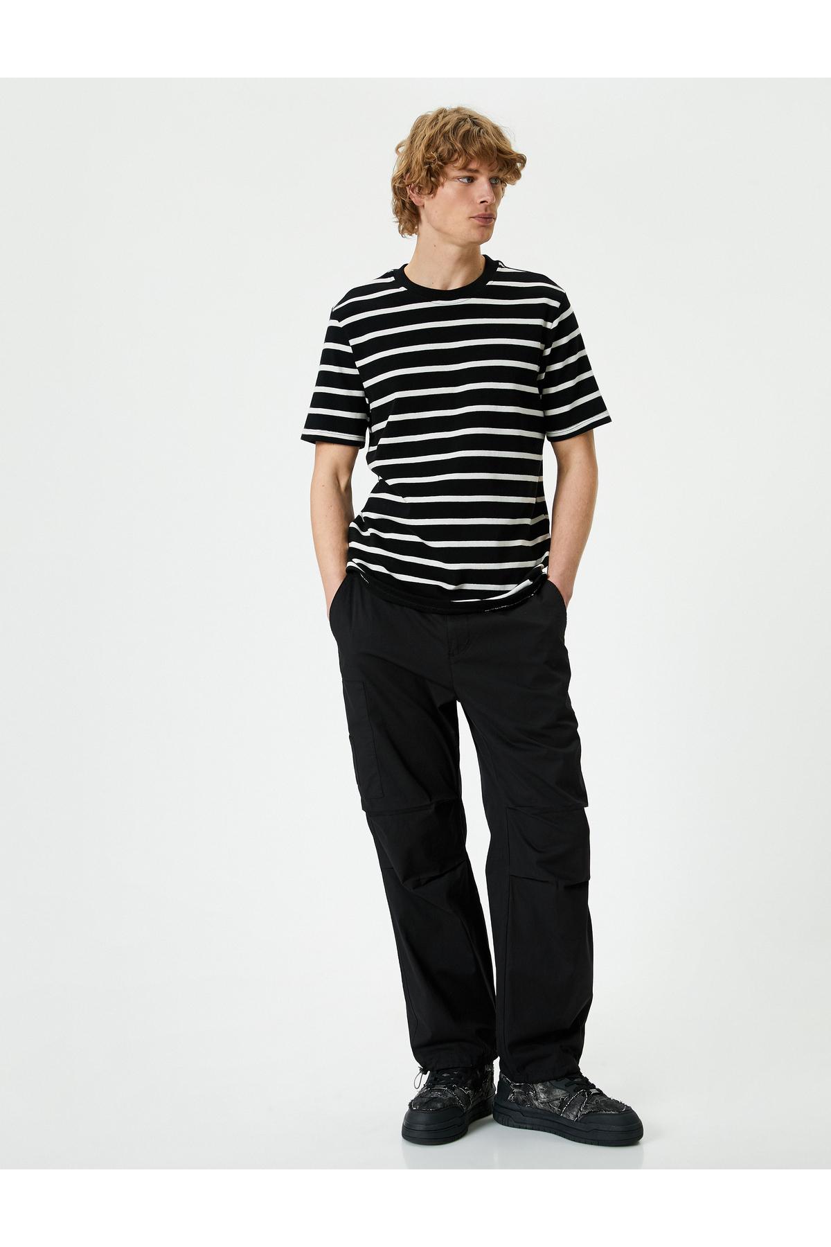 شلوار چتر نجات بزرگ با جزئیات جیب باری