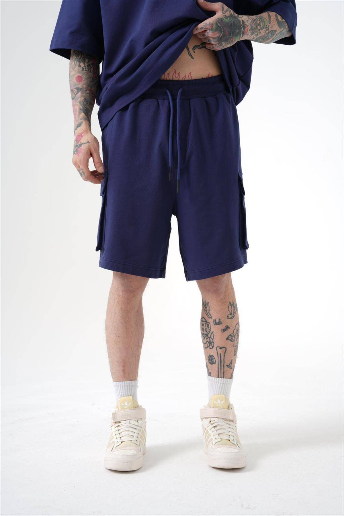 شورت کرمی مردانه با جیب باری