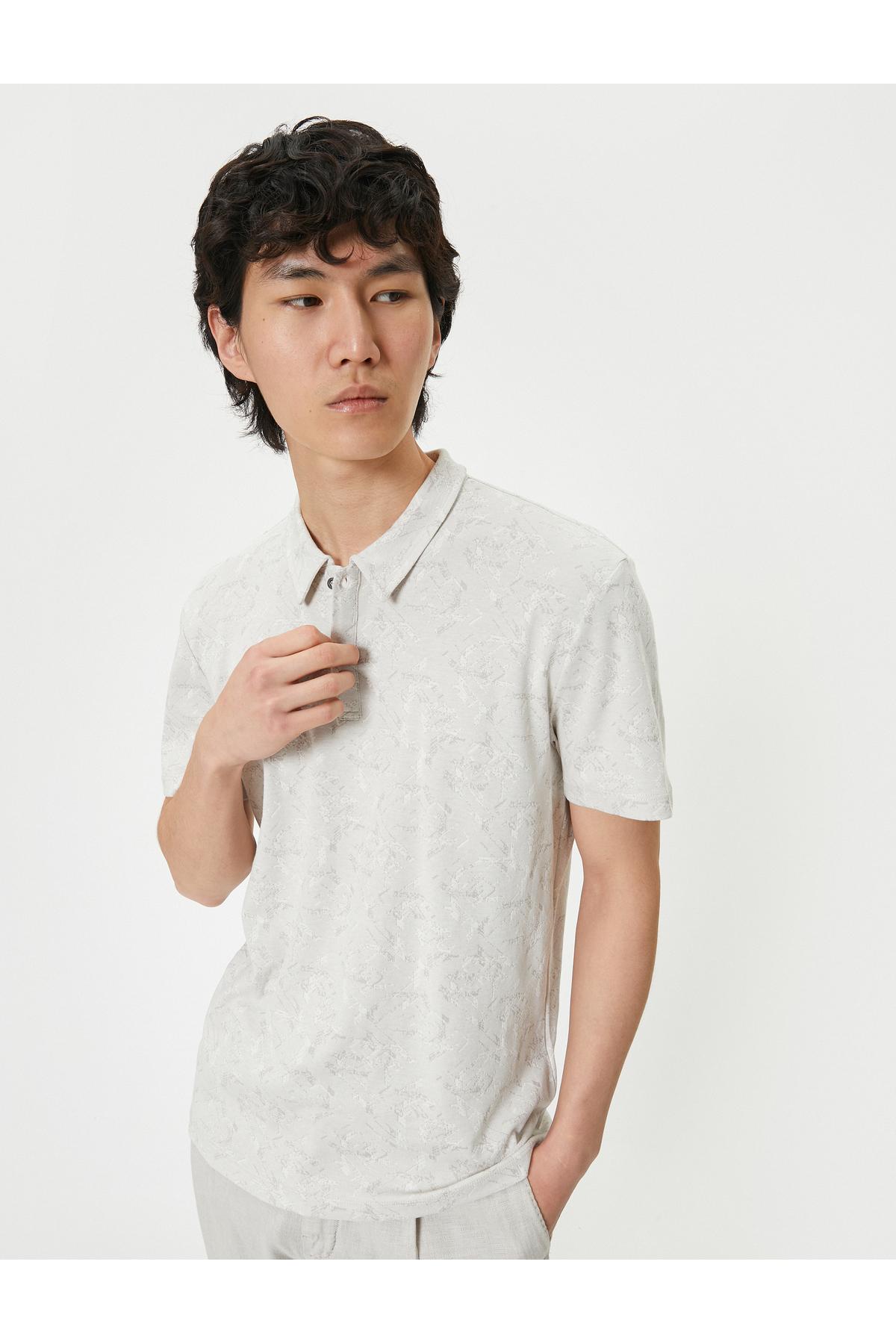 تیشرت یقه پولو آستین کوتاه با دکمه های باریک