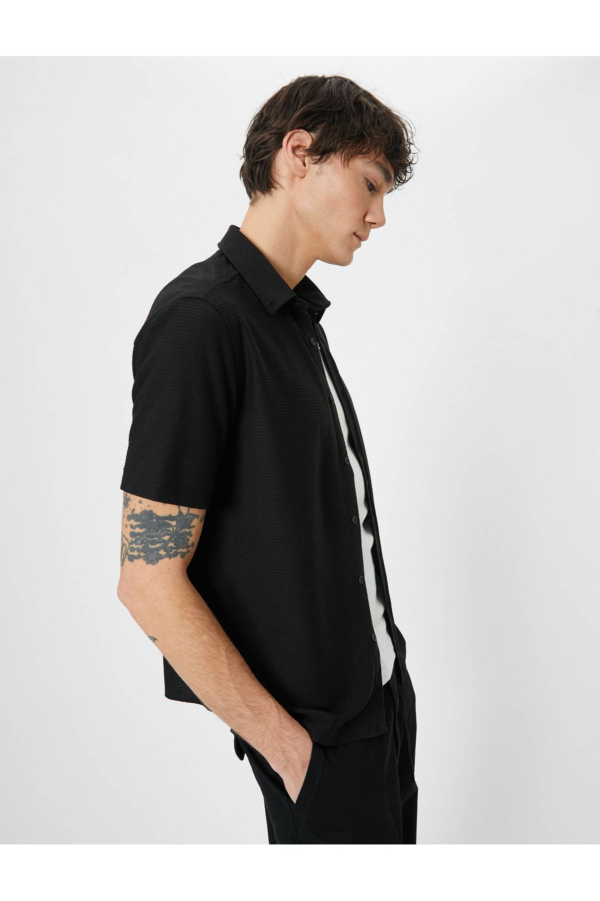 پیراهن تابستانی آستین کوتاه یقه کلاسیک دکمه دار