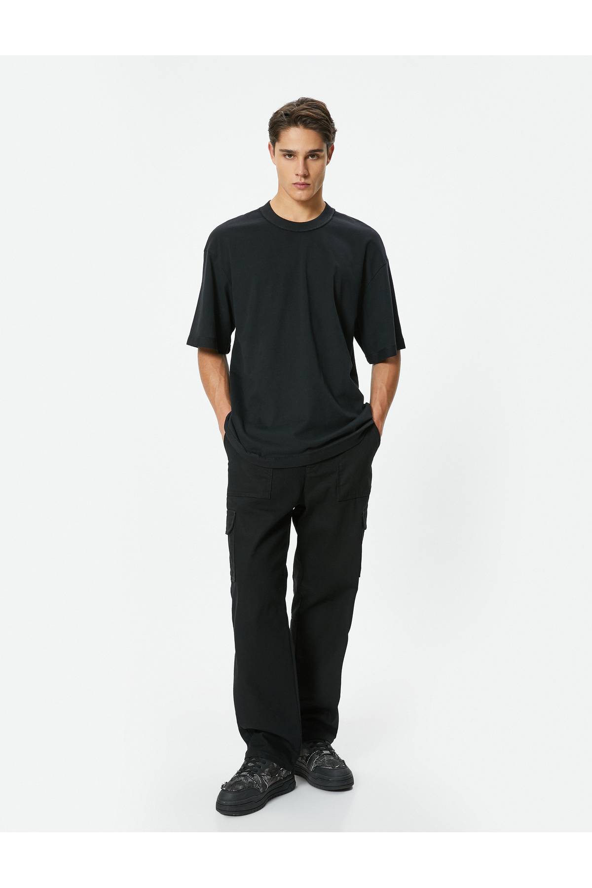 تیشرت قابل شستشو سایز بزرگ با آستین کوتاه یقه خدمه با جزئیات دوخت