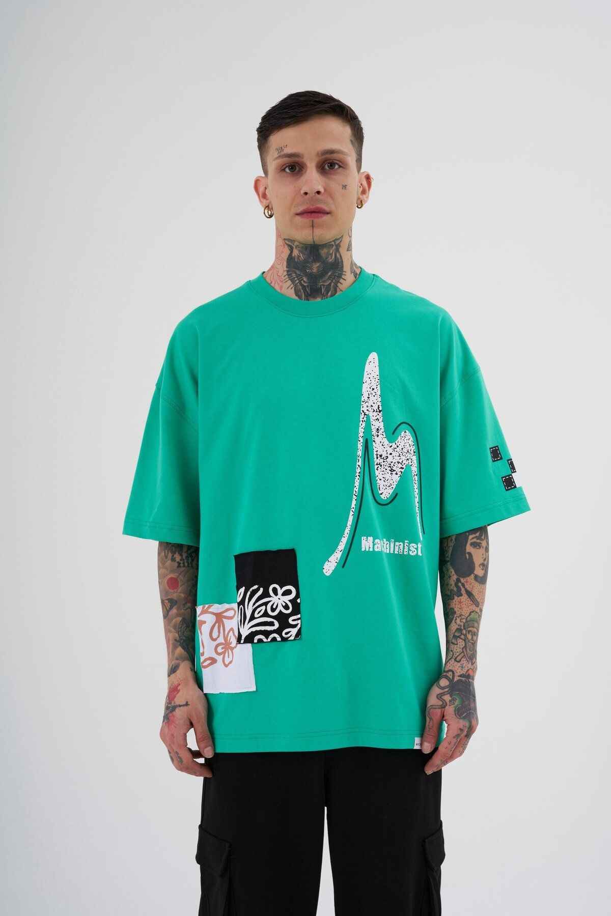 تیشرت مردانه سبز روشن با چاپ هرگز تا دیر نشده