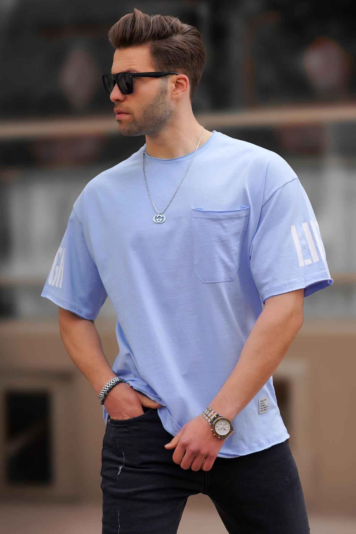 تیشرت مردانه بیسیک مشکی با جزئیات جیبی و آستین های چاپ شده