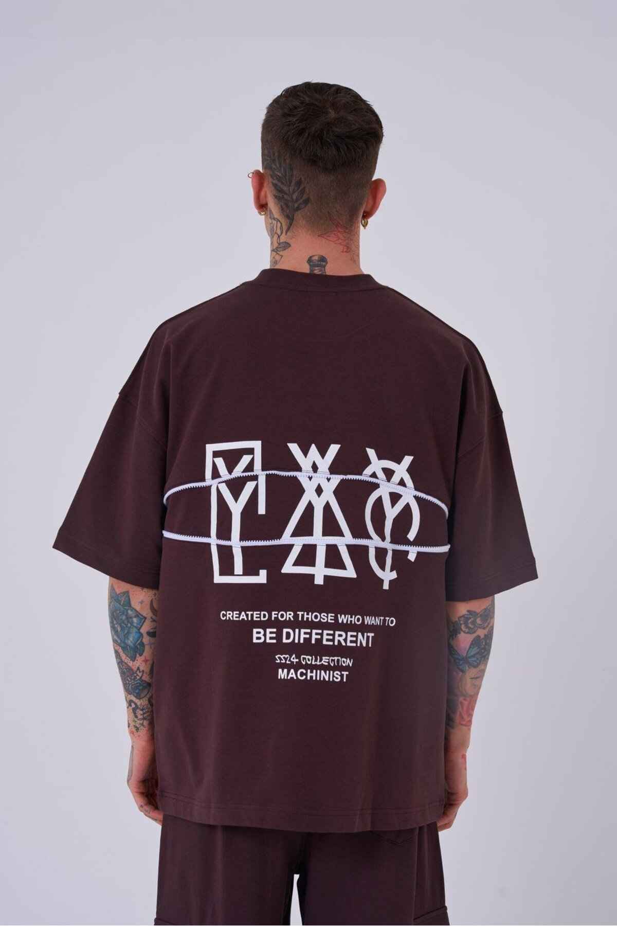 تیشرت مردانه زیپ دار چاپ شده با تیشرت قهوه ای سایز بزرگ