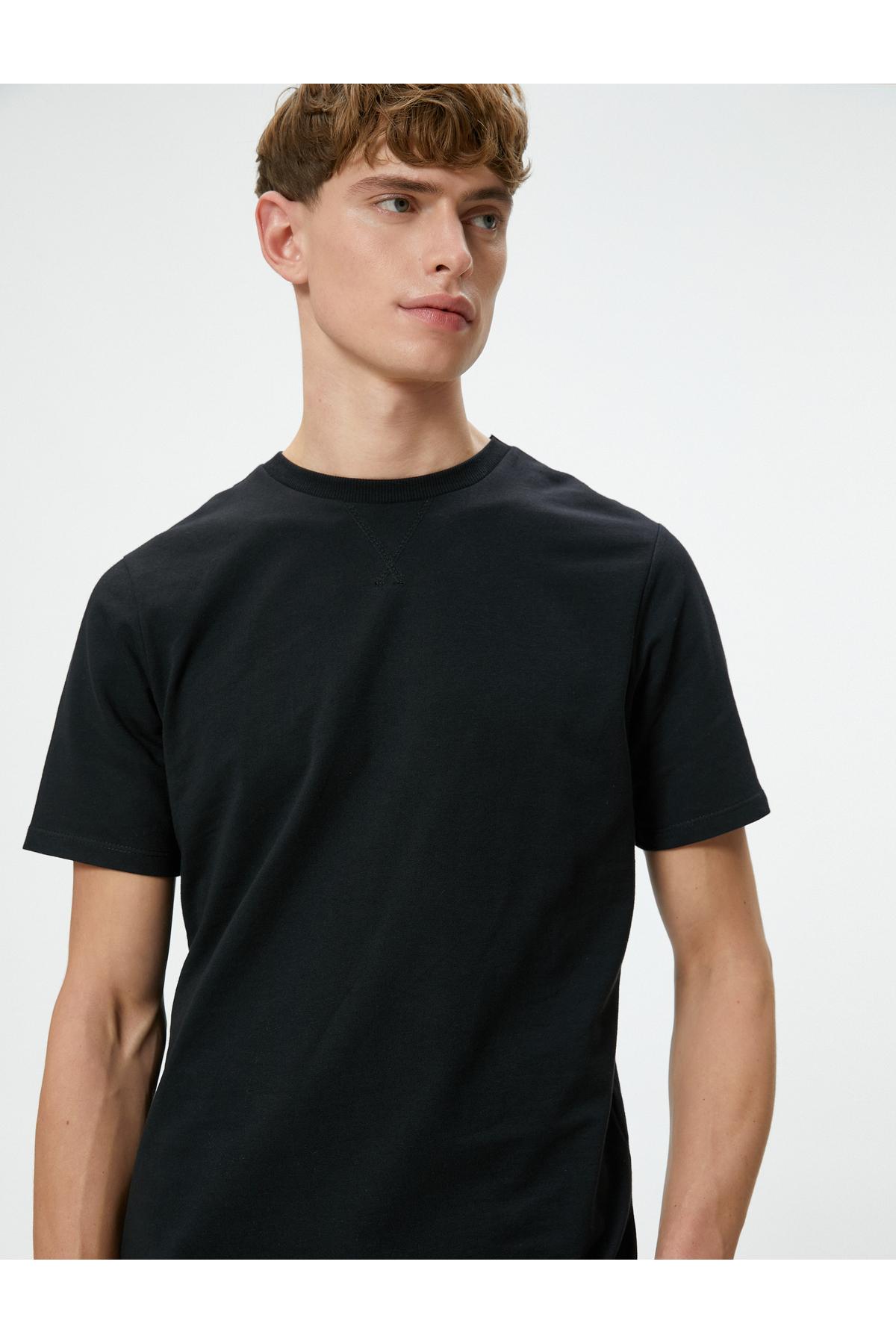 تیشرت پایه یقه خدمه آستین کوتاه نخی