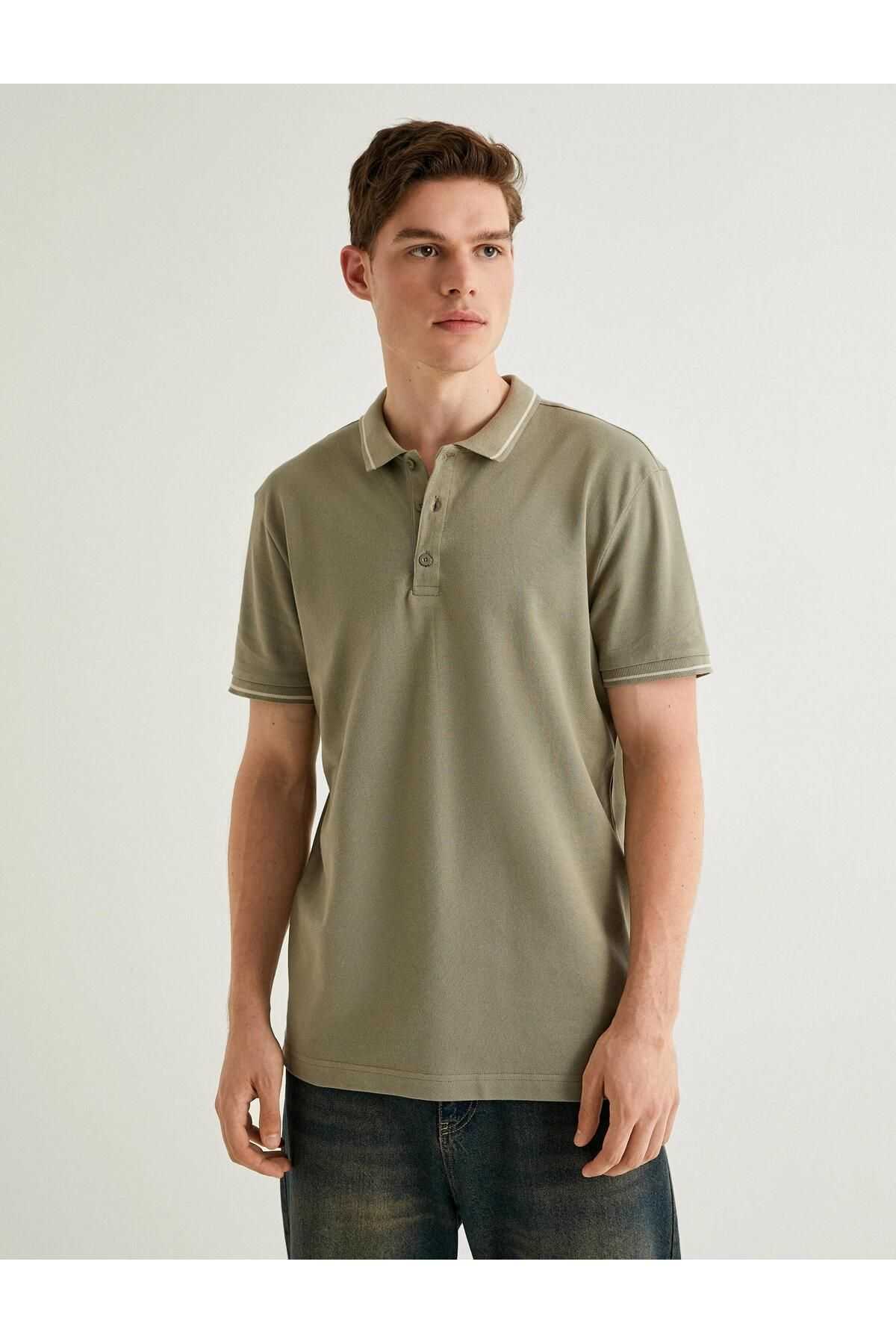 تیشرت پولو با آستین کوتاه با جزئیات نخی