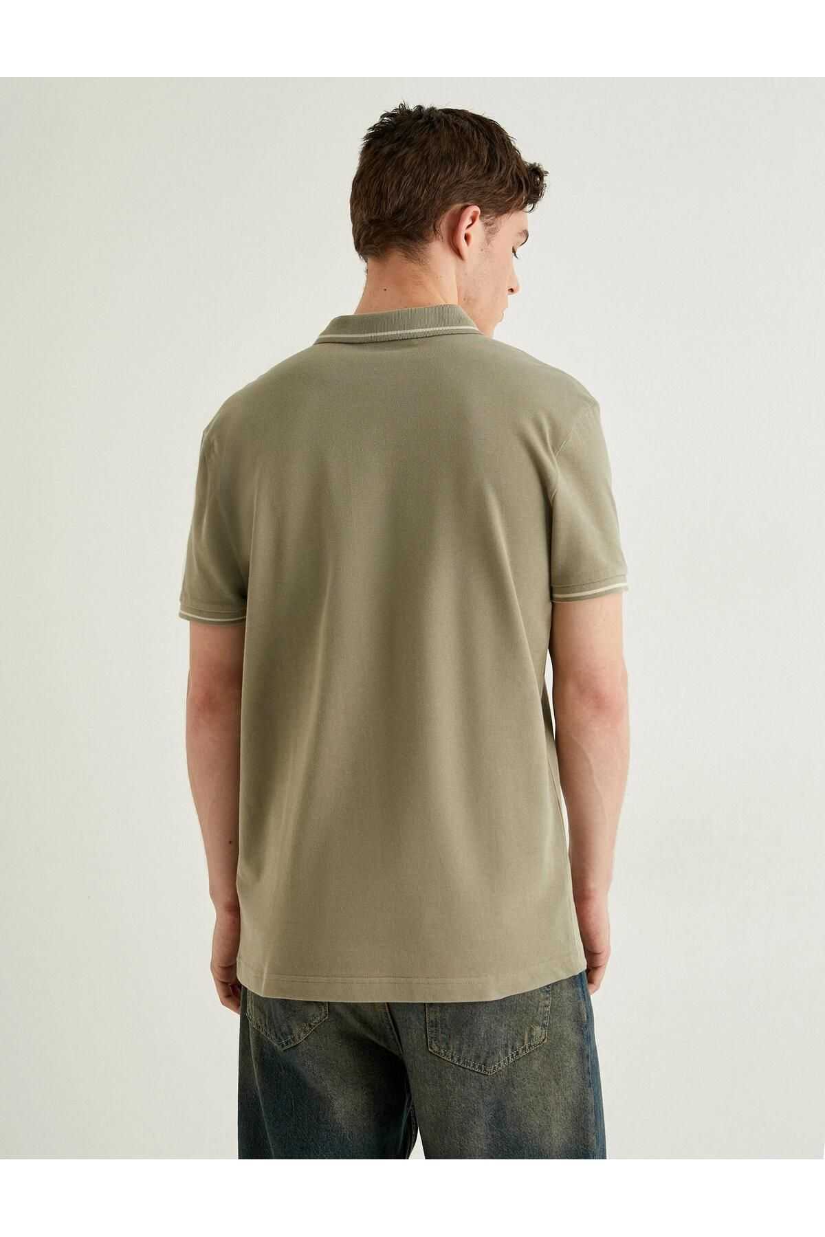 تیشرت پولو با آستین کوتاه با جزئیات نخی