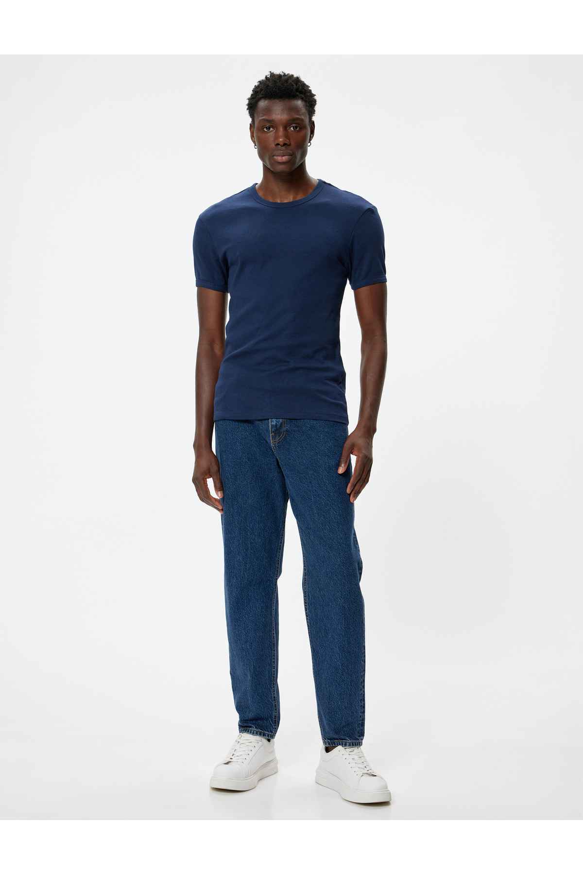 تیشرت پایه آستین کوتاه یقه خدمه نخی