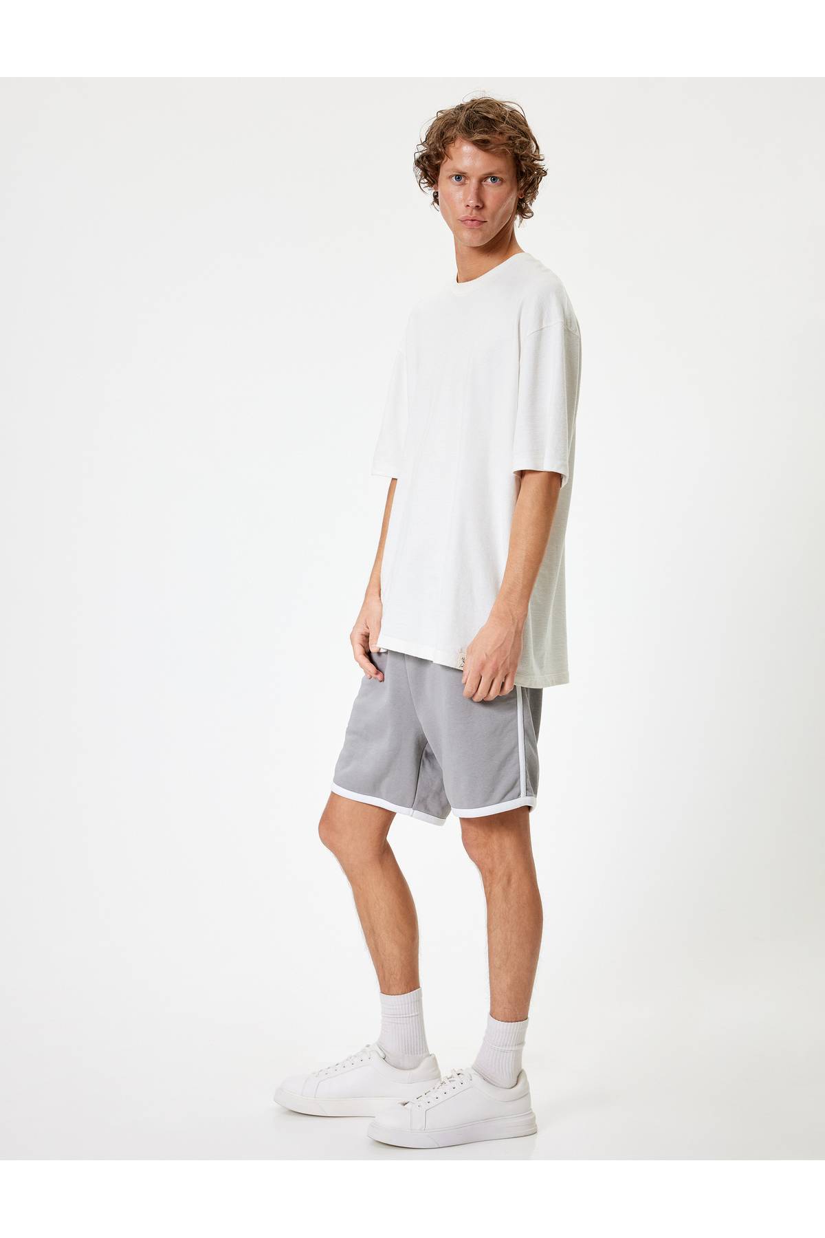 شورت برمودا با جزئیات جیب، کمر بسته، ترکیب پنبه