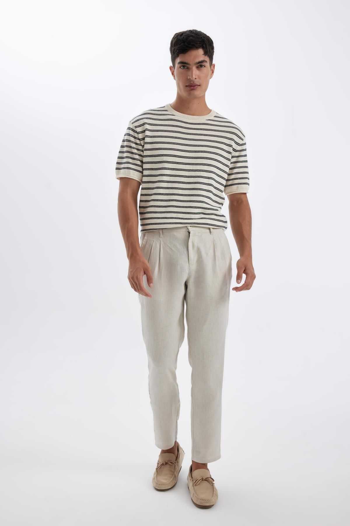 شلوار کتان دو پا را برش دهید