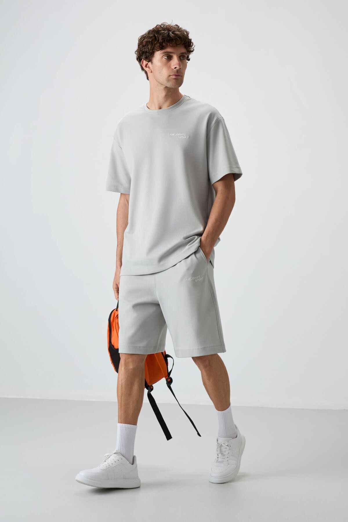 ست شلوارک مردانه گلدوزی شده با بافت نرم سنگی ضخیم و نرم - 85250