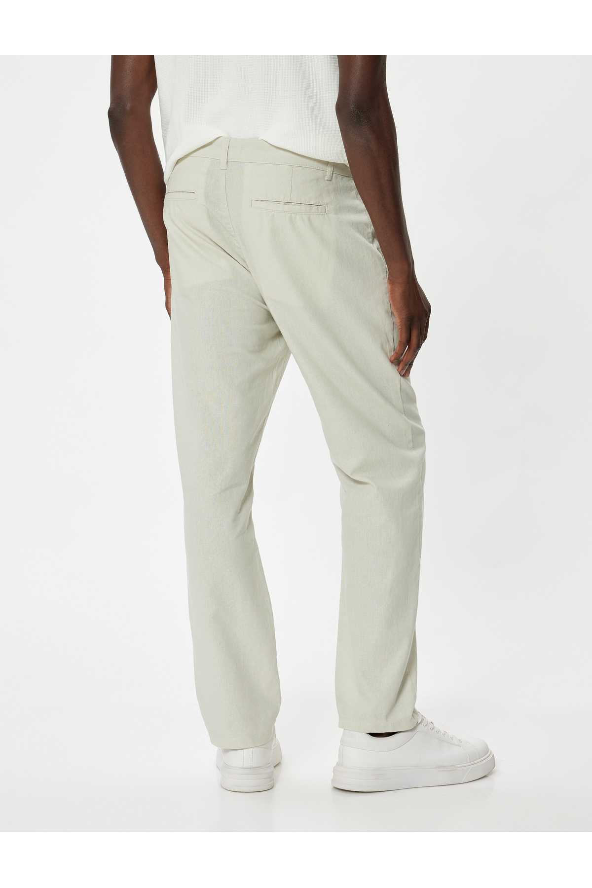 شلوار کتان چینو دکمه دار با جزئیات جیب