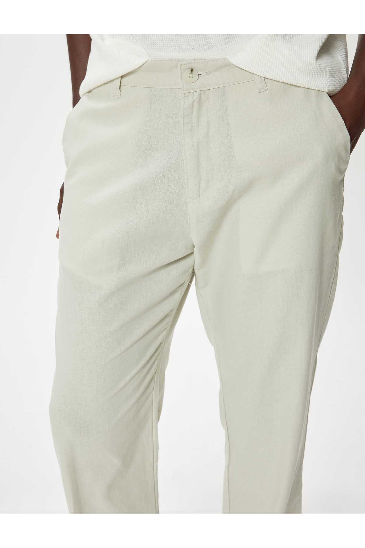 شلوار کتان چینو دکمه دار با جزئیات جیب