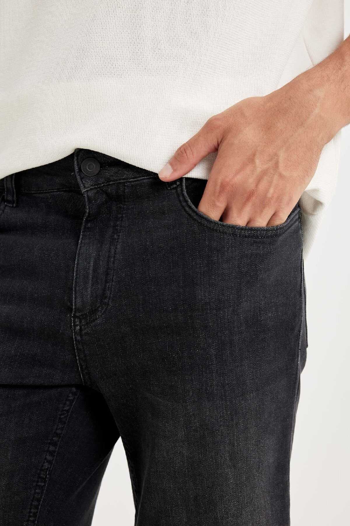 شلوارک جین برمودا با تناسب معمولی