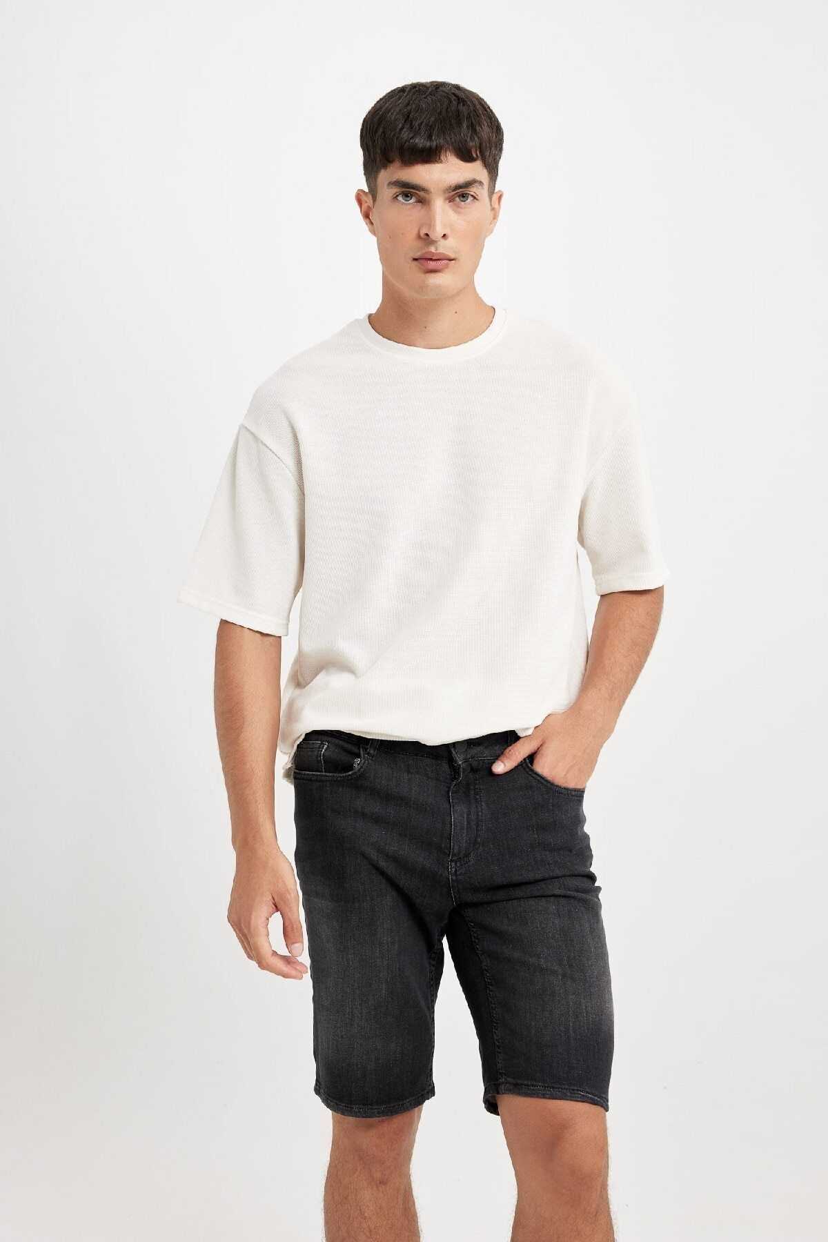 شلوارک جین برمودا با تناسب معمولی