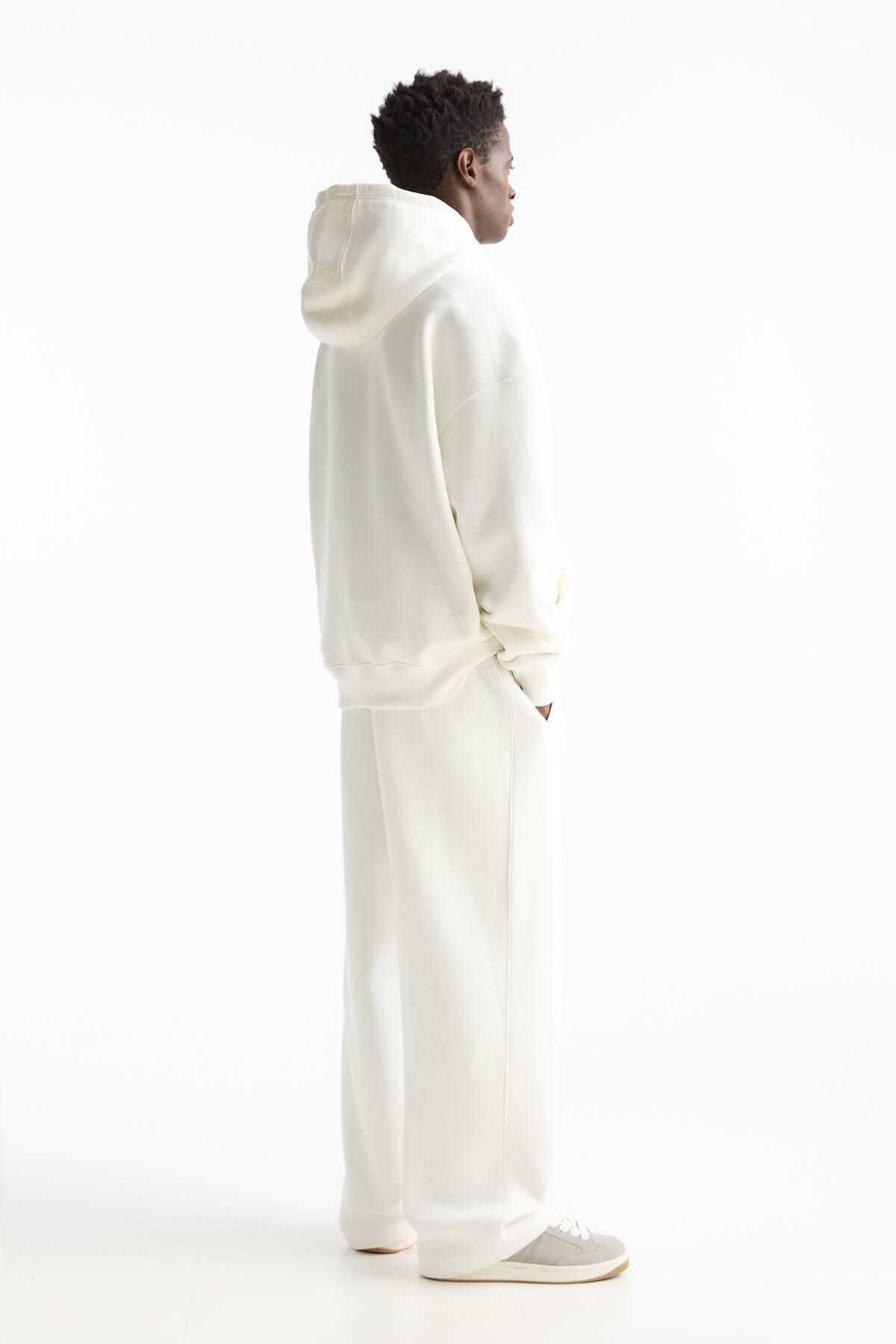 شلوار ورزشی پایه