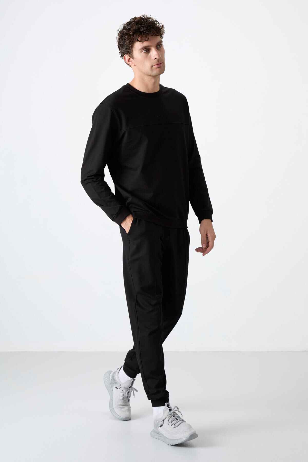 لباس ورزشی مردانه کیت چاغلا بیسیک - 85231