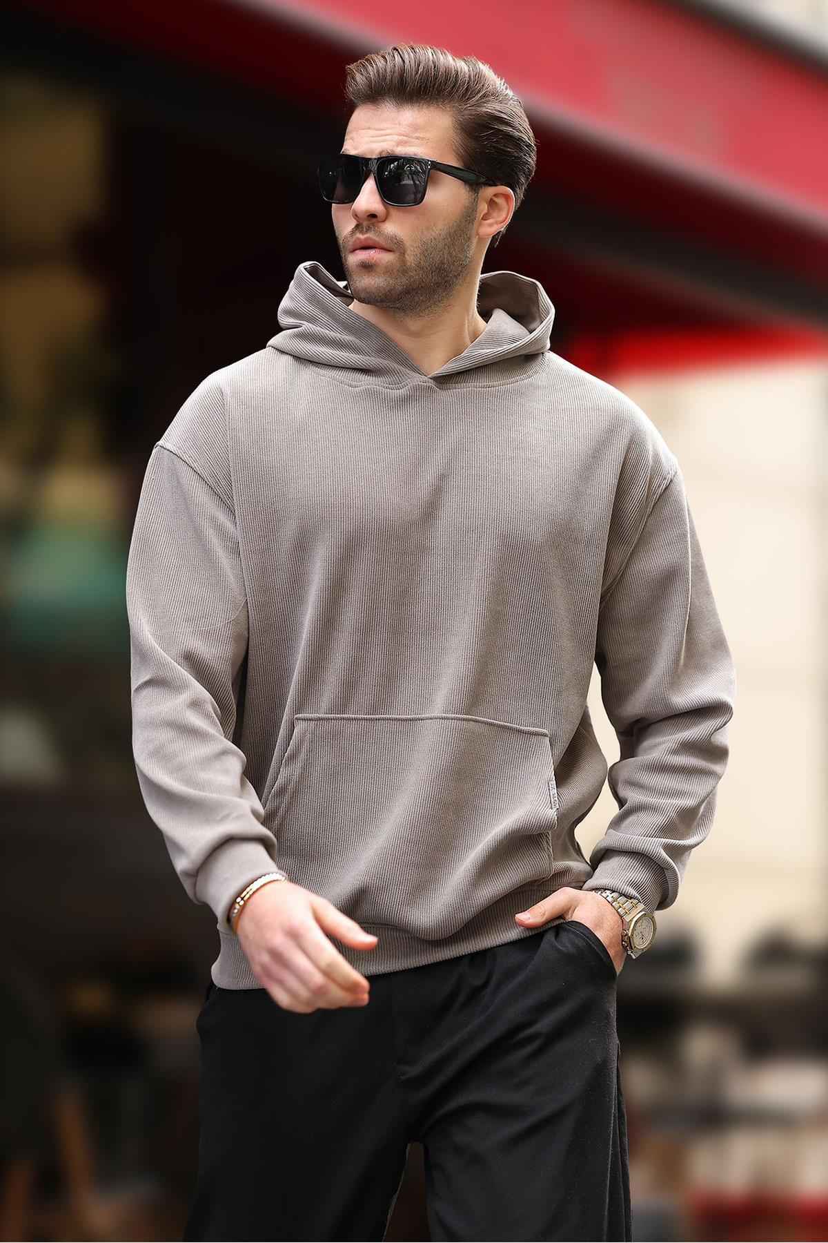 سویشرت بافت کلاهدار بژ با جزئیات جیب