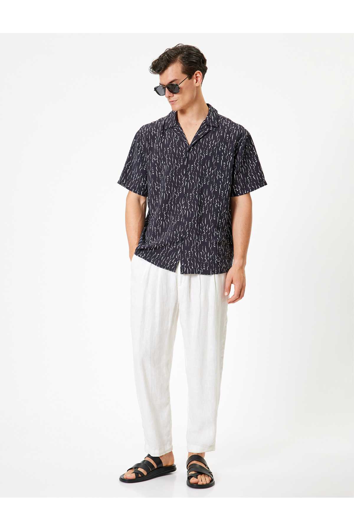 پیراهن طرح دار آستین کوتاه دکمه دار