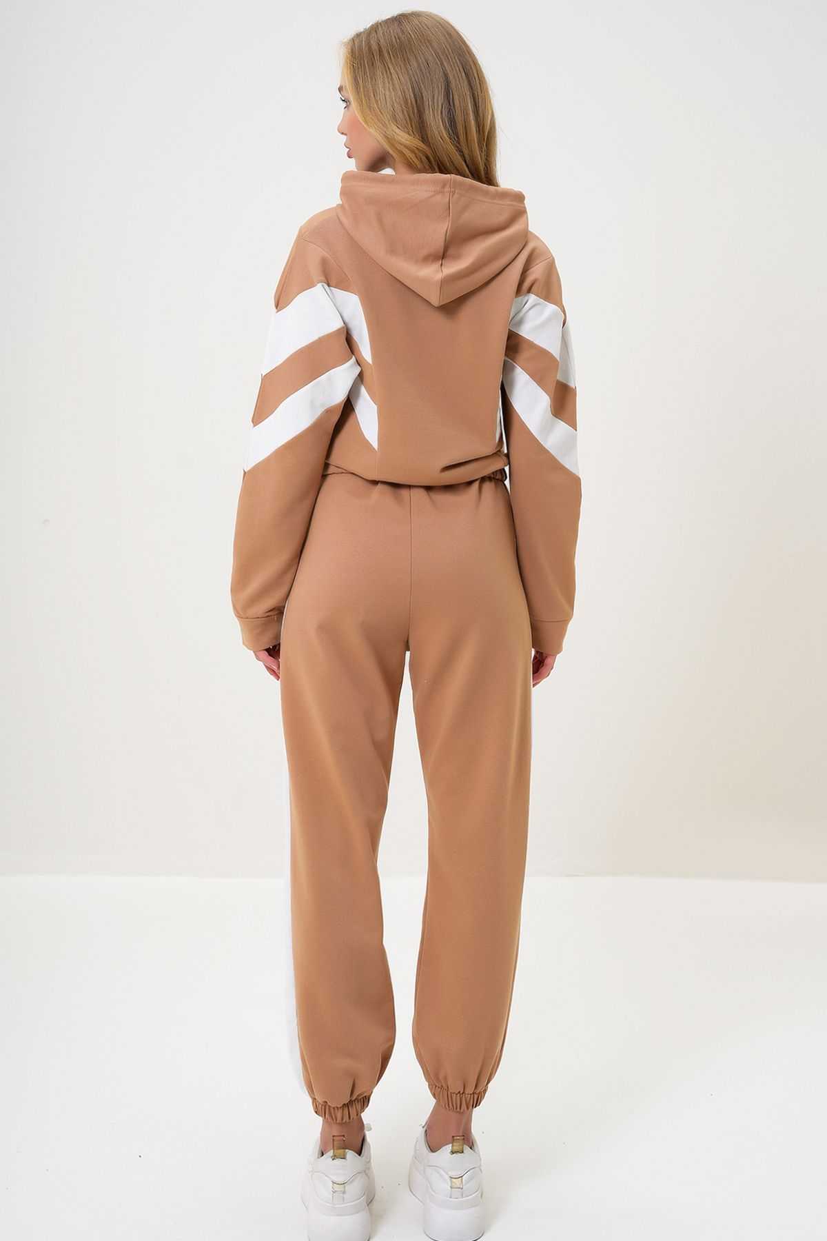 ست گرمکن سرپوش دار بیسکویتی زنانه و ست لباس ورزشی سرآستین الاستیک