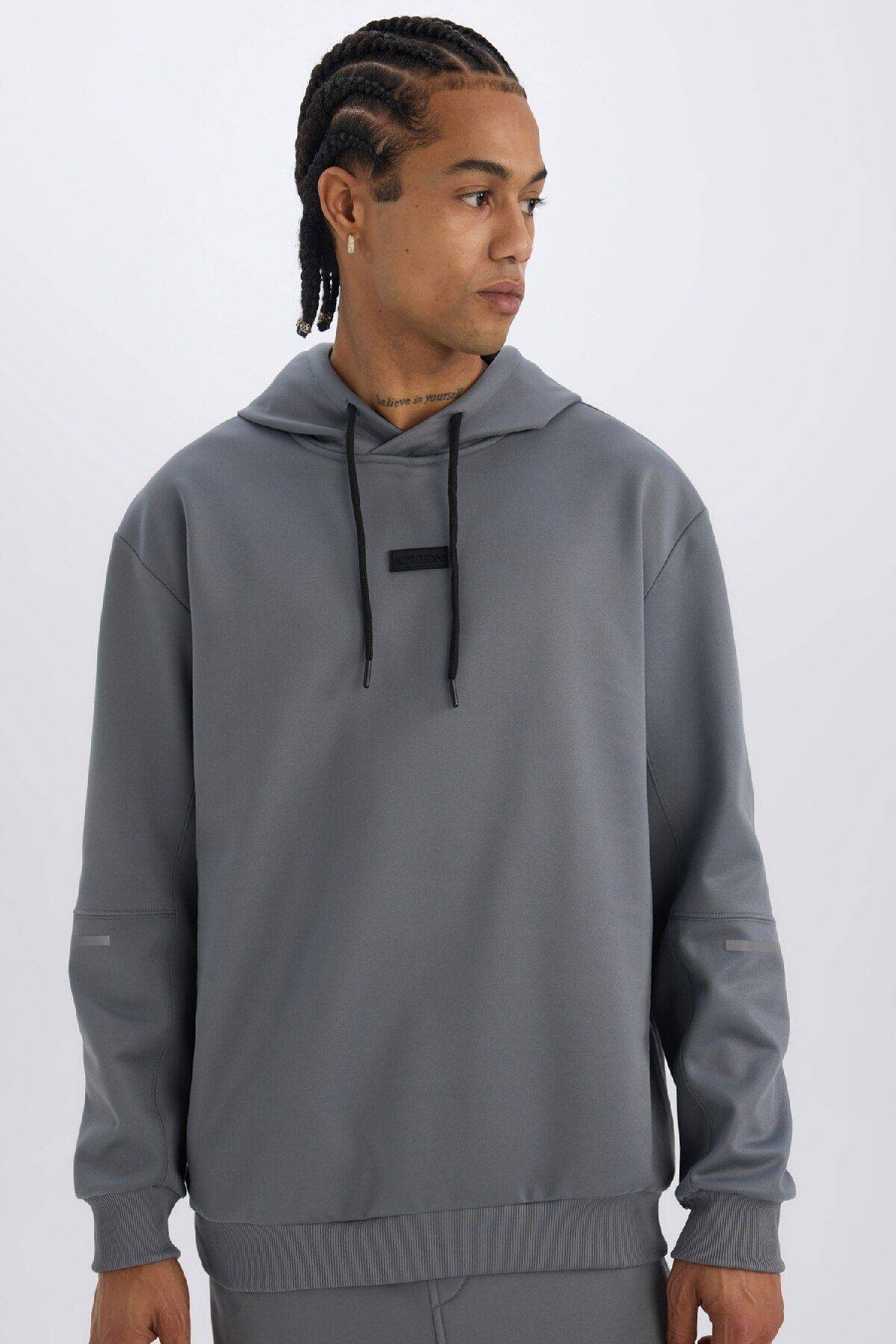 سویشرت ورزشی ساده با سرپوش استاندارد DeFactoFit