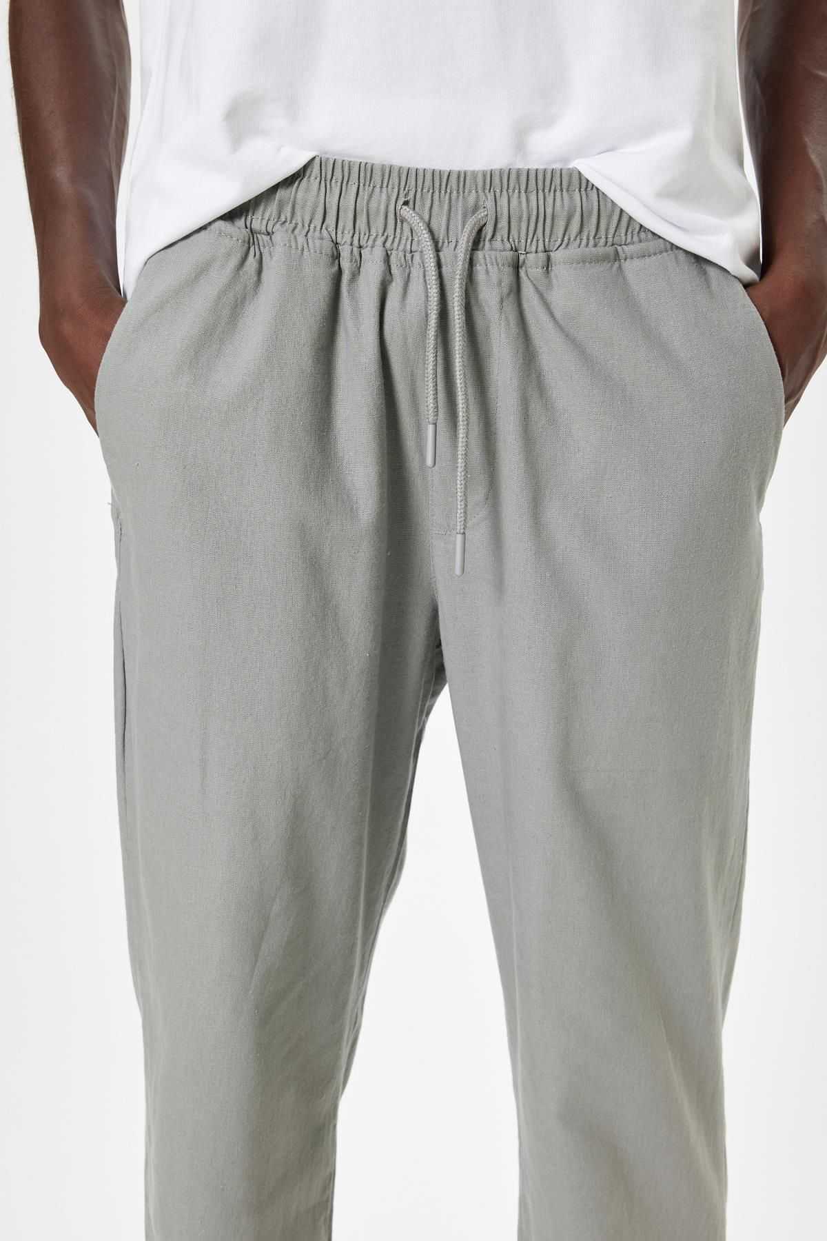 شلوار جین مرد خاکی