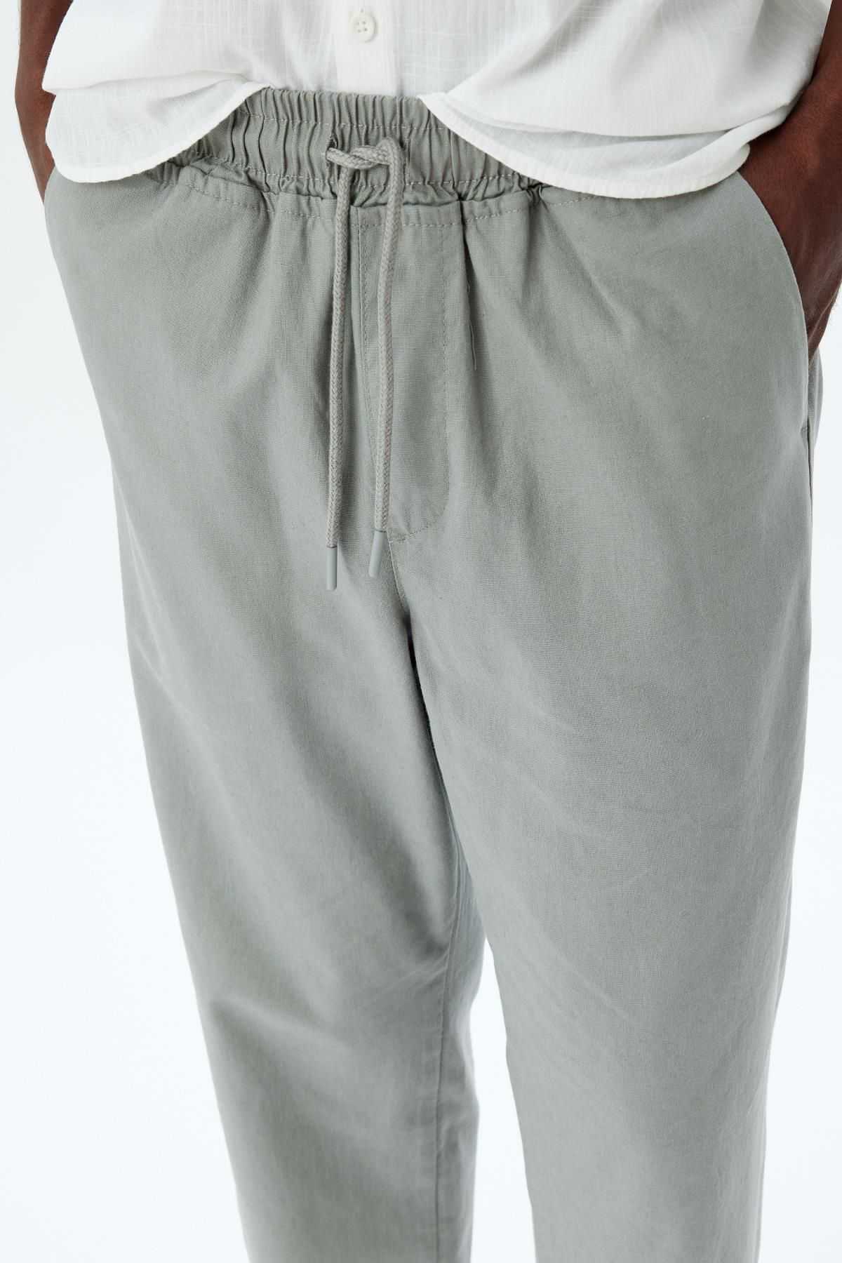 شلوار جین مرد خاکی