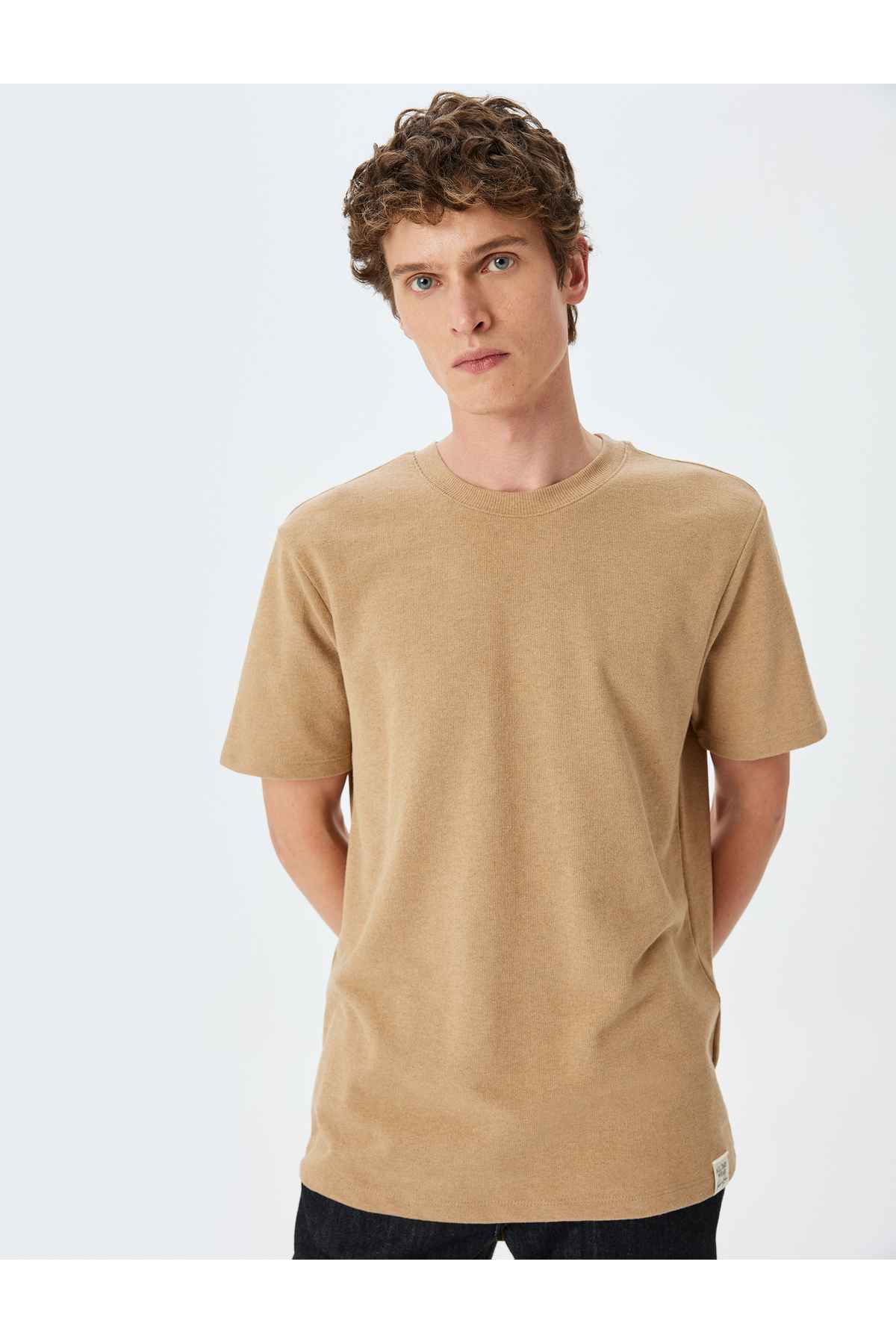 لیبل آستین کوتاه یقه دوچرخه به تفصیل T -Shirt