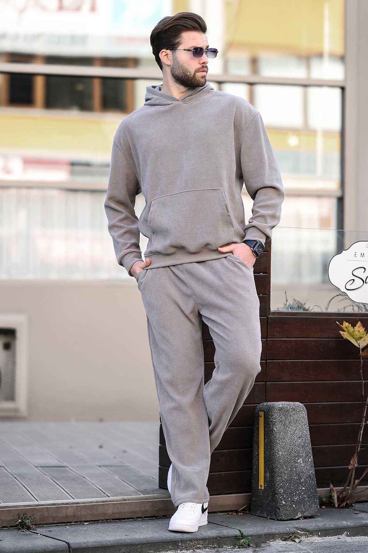 مجموعه لباس پیراهن مردانه بژ