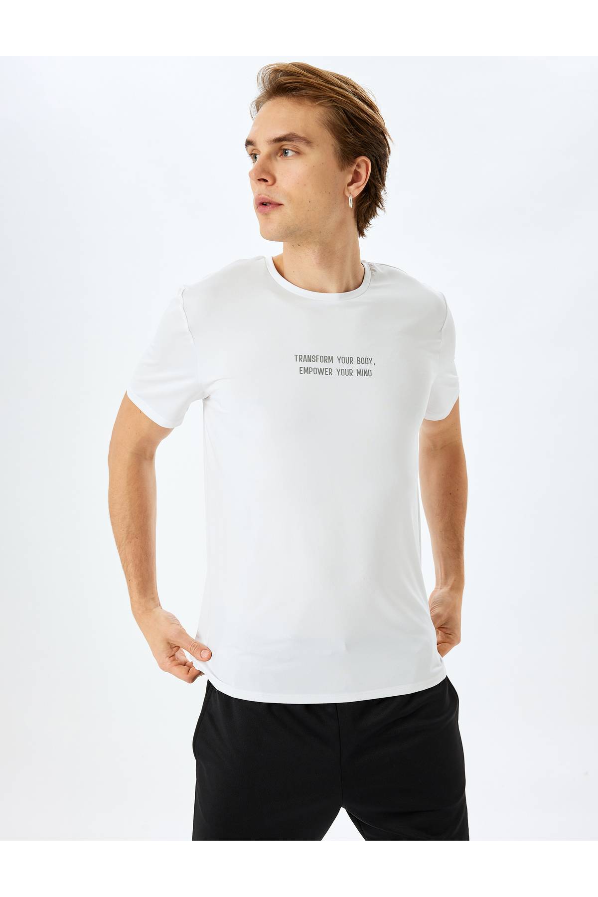 تیشرت اسپرت چاپ شده با یقه کوتاه آستین کوتاه