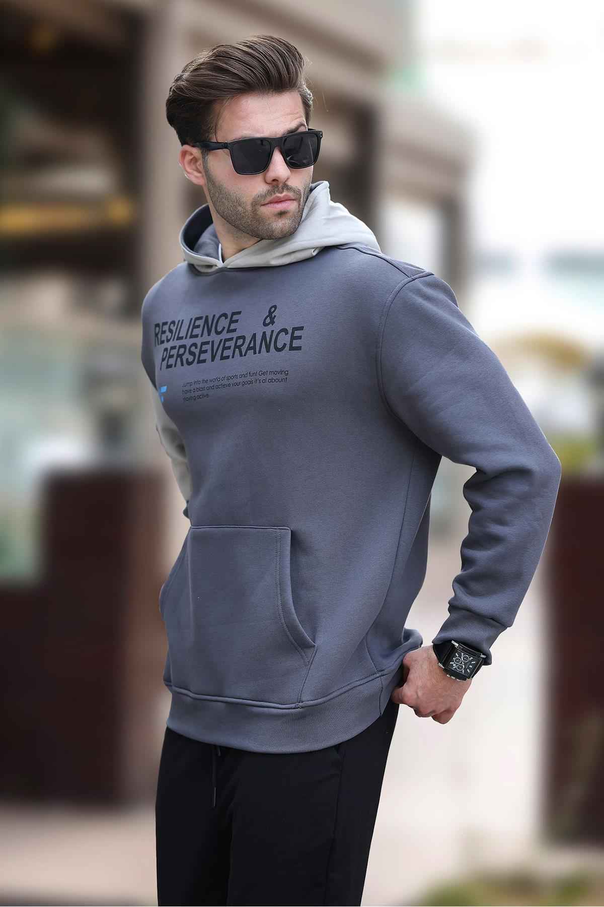 سویشرت مردانه کلاهدار خاکی با چاپ جزئیات جیبی