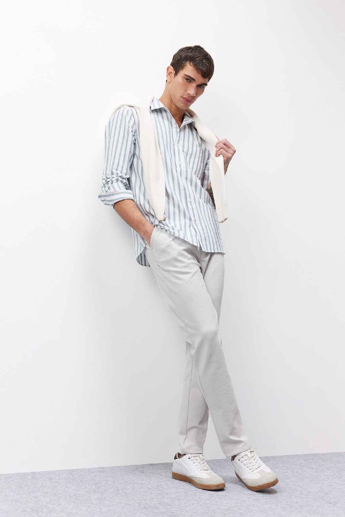 شلوار جوگر پایه بند کمر راست جیب راست C6022ax25sp