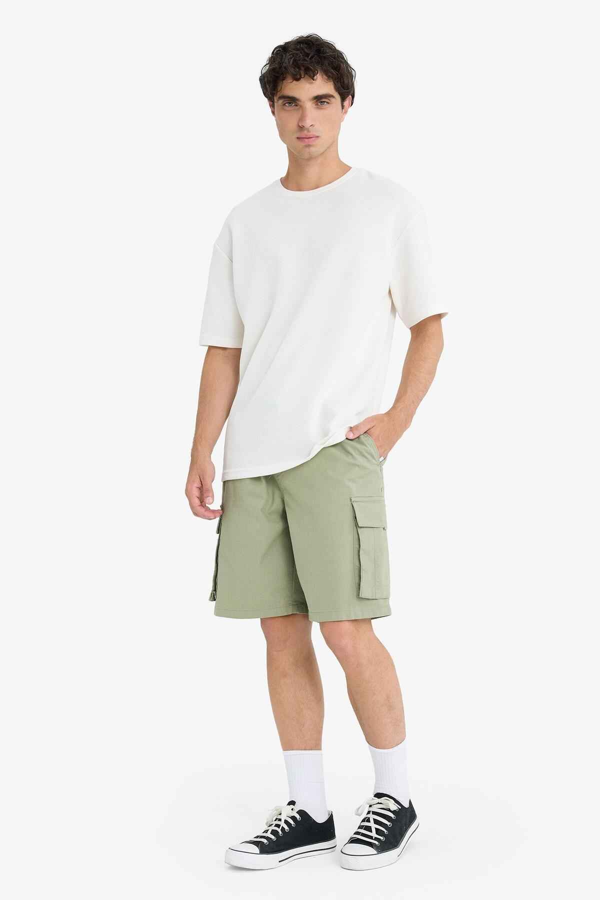 شلوارک شلوارک برمودا گاباردین با پای راست Relax Fit C5400ax24sm