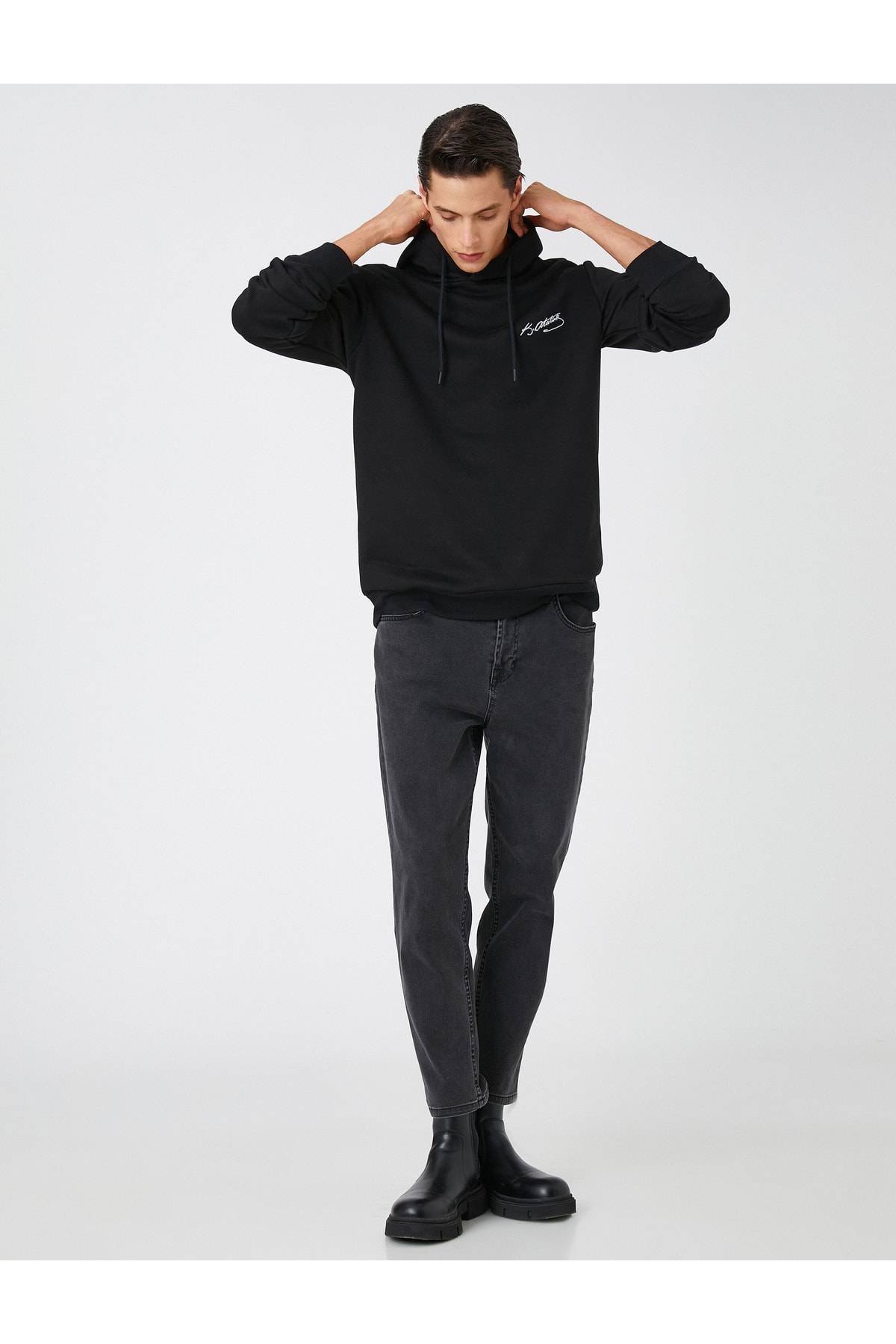 سویشرت کلاهدار با روبان چاپ شده آتاتورک